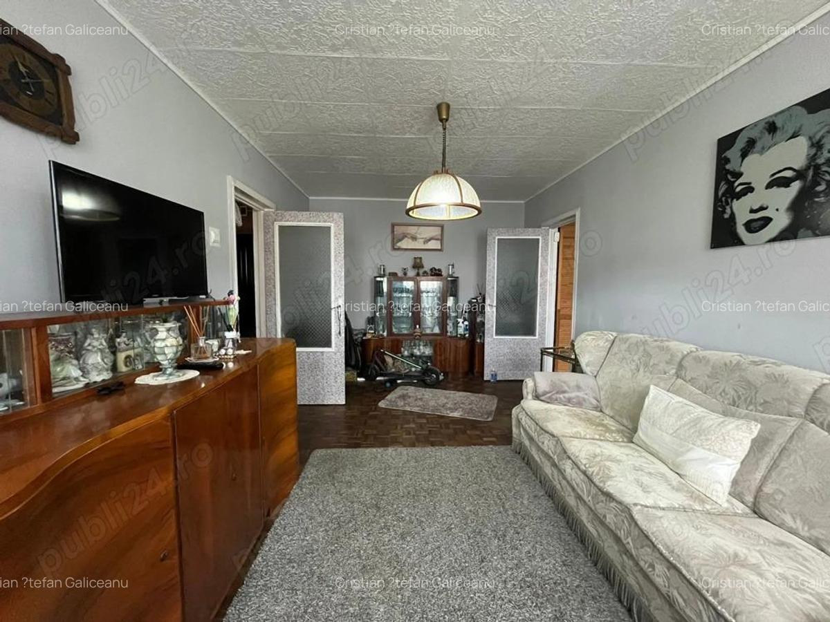 Apartament 3 camere etajul 7 de vanzare, Zona Saturn - 10