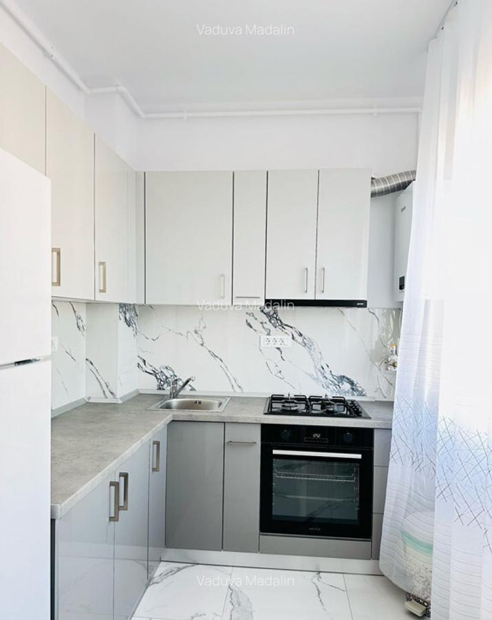 Inchiriez Apartament cu o camera in Regie Rezidence - 2