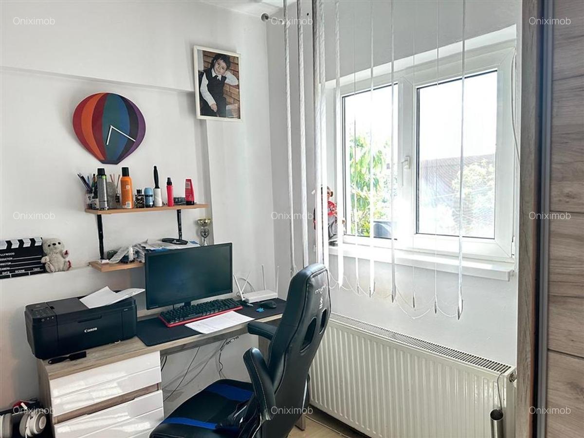 Casa batraneasca, zona  Buna Vestire  Ploiesti, teren 175 mp,renovata in 2004 - 3