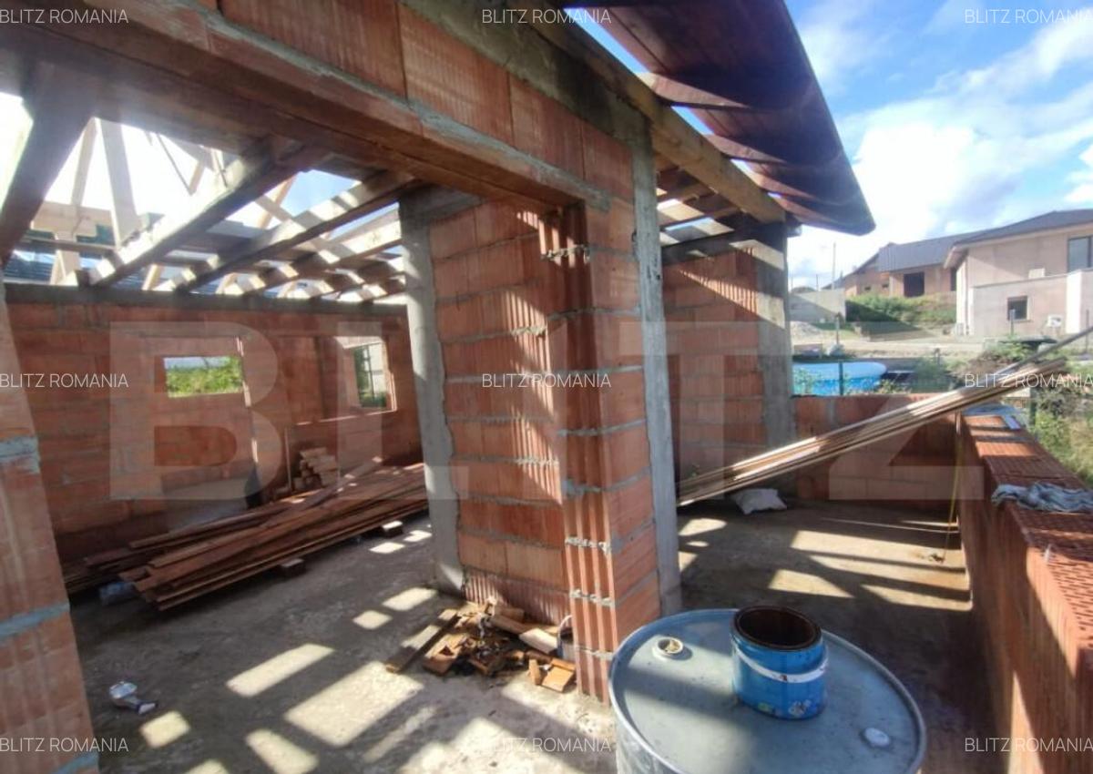 Casa la rosu 100mp,4 camere,750 mp teren extravilan,zona Dea - 3