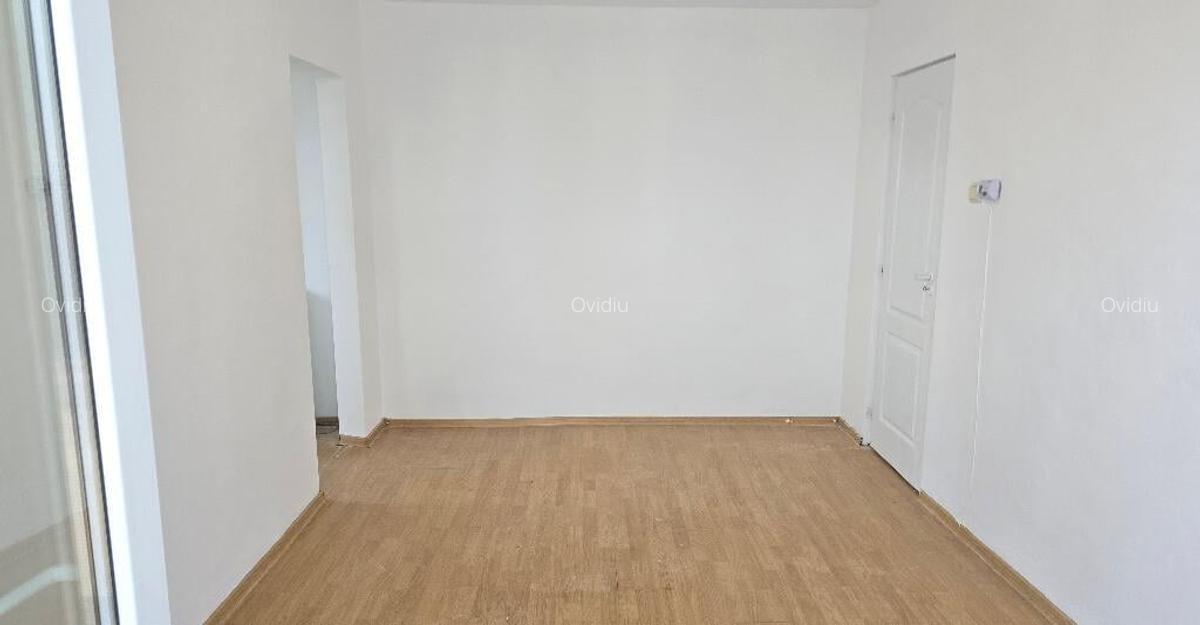 Vand apartament 2 camere in Deva, zona Micro 15 (Lidl), izolat - 2