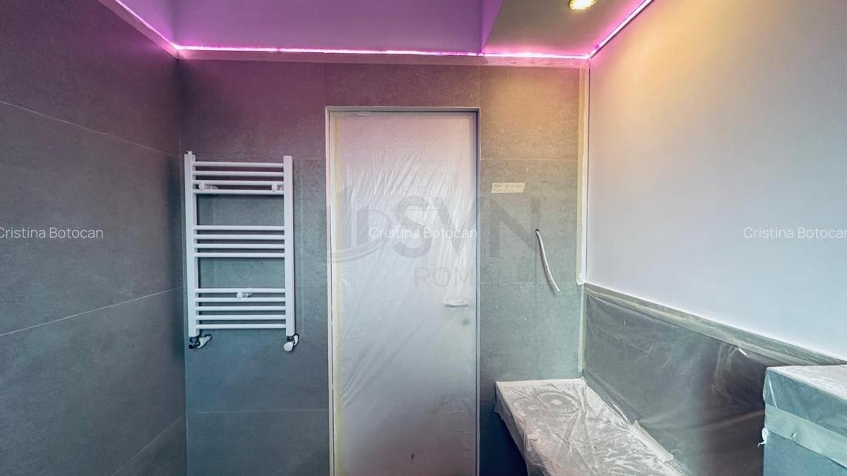 REV2005335 Vila cu panouri solare in complex rezidential - 11