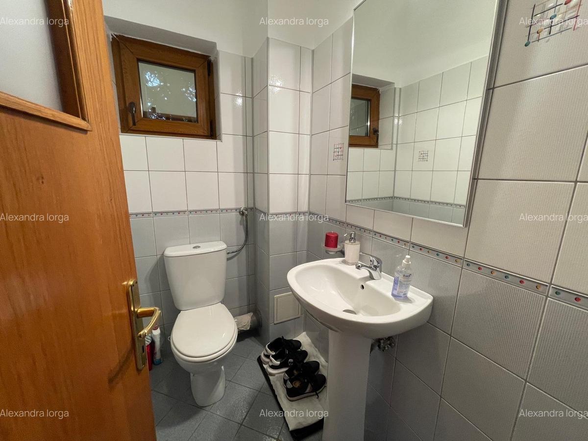 APARTAMENT IN VILĂ 5 CAMERE,4 BĂI,3 TERASE,2 LOCURI DE PARCARE,CURTE - 8