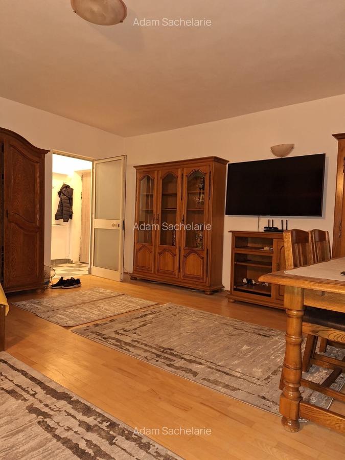 Garsonieră Centrală Lângă Unirii: Renovată Recent, Etaj 3/8 și Costuri Mici! - 2