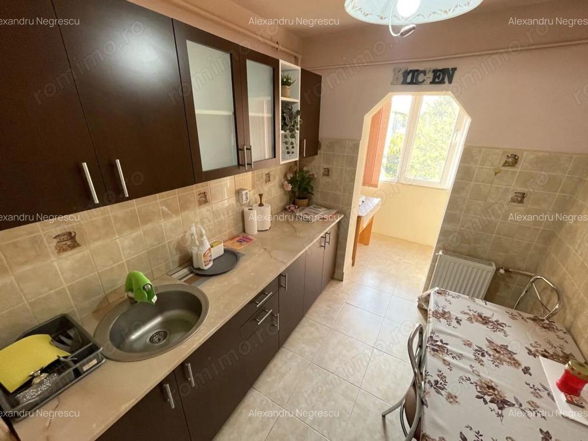 Lipovei | 3 camere | Decomandat | Mobilat-Utilat | Acoperi? - 4