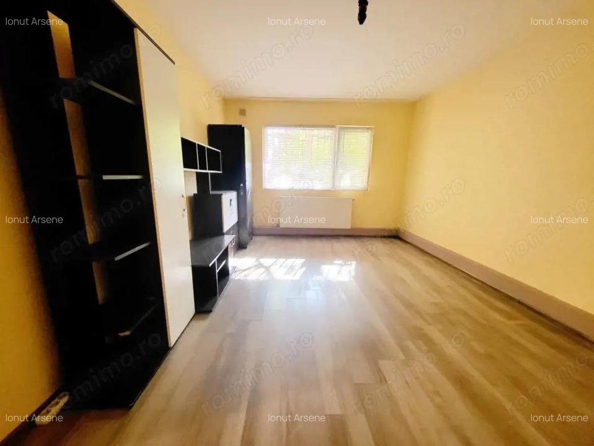 Piata Sud - CARPATI, Apart 3 cam Decomandat, 65mp utili, renovat, mobilat - 2