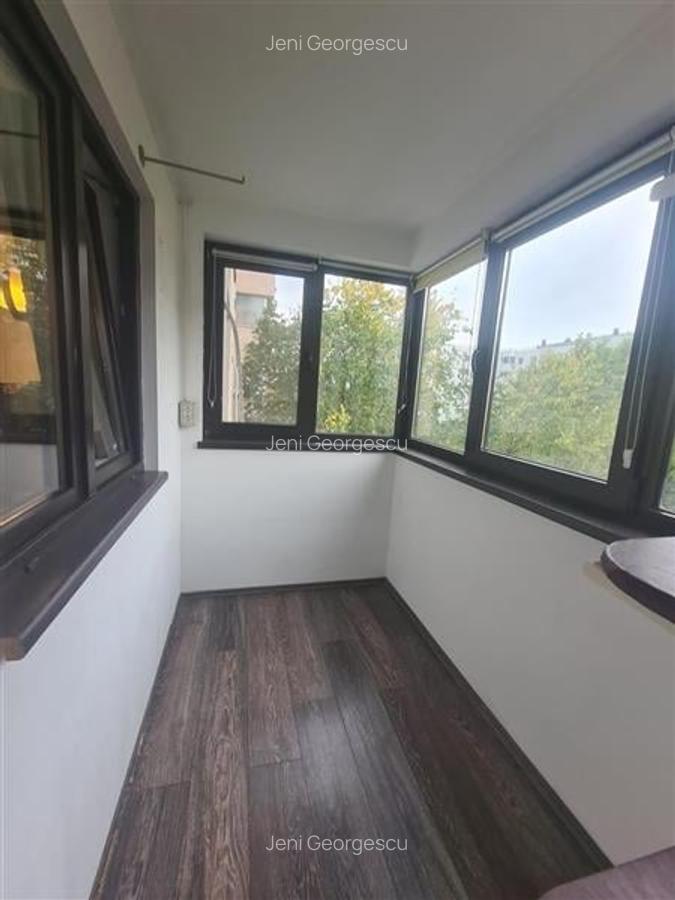 Dristor, 3 camere, bl. 1985, dec. renovat, loc parcare, boxa. et5/10., Parc. - 5