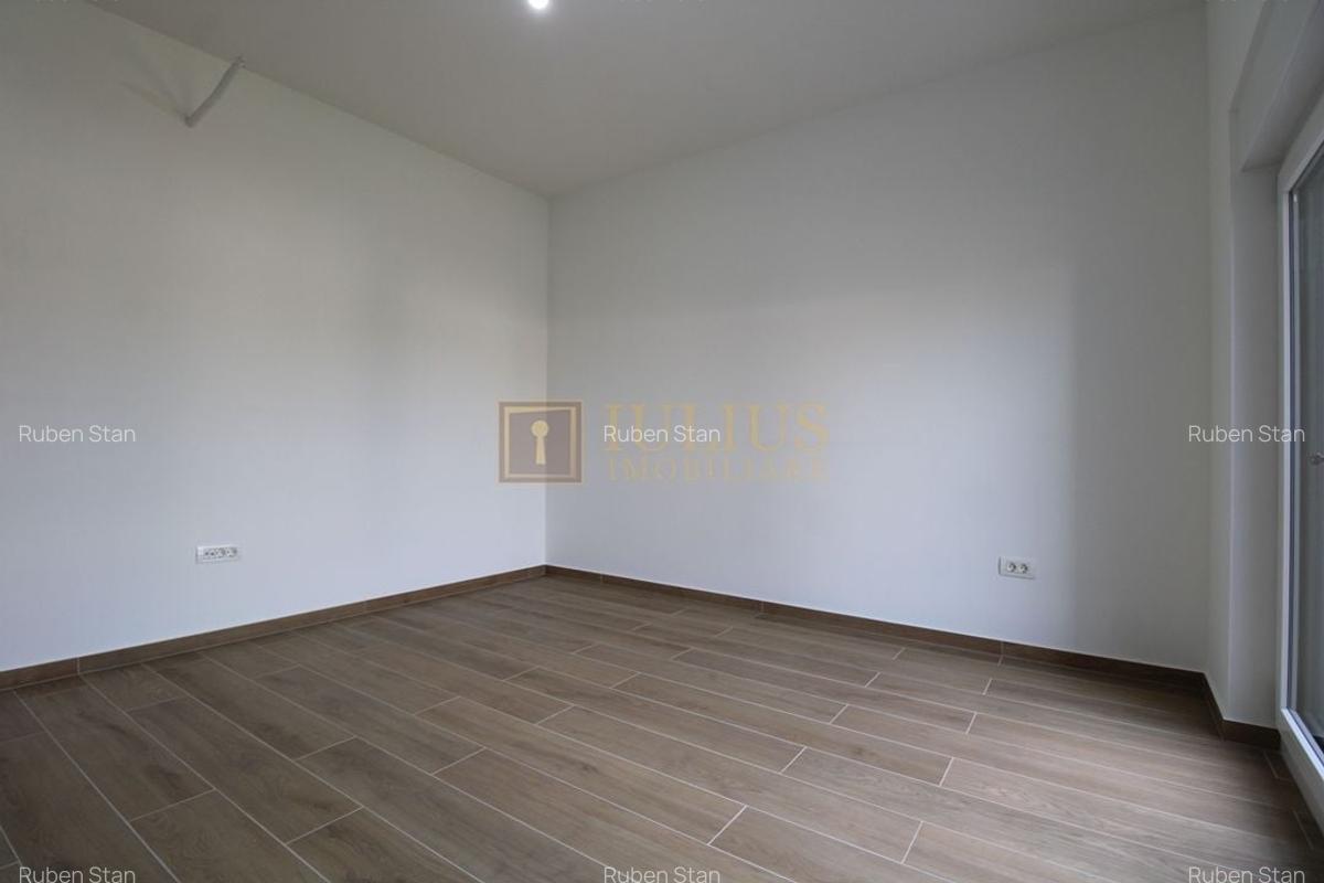 Casa zona Lunei, 5 camere + 3 bai, centrala proprie, prima inchiriere - 36