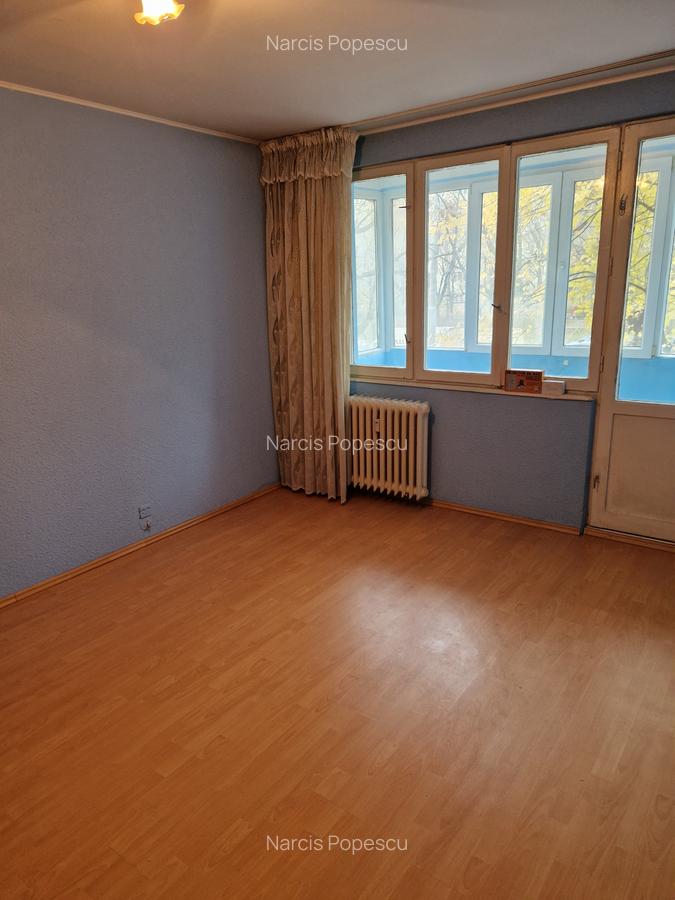 OBOR COLENTINA LANGA COMPLEXUL ROSEGARDEN - 2