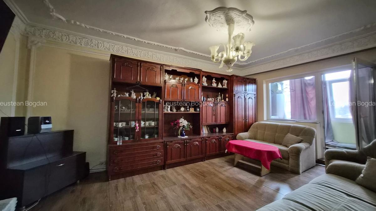 Km 5 - ap 3 cam , et 2/4 , partial mobilat (centrala gaze ) - 3