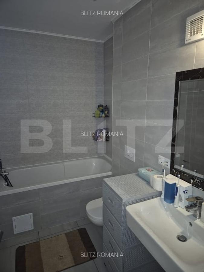 Apartament cu 2 camere decomandat, mobilat în Tractorul - 4