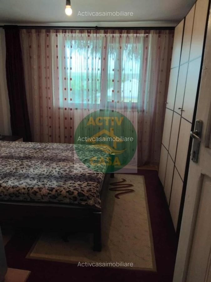 Casa de vanzare - 3 Casa de vanzare - 3