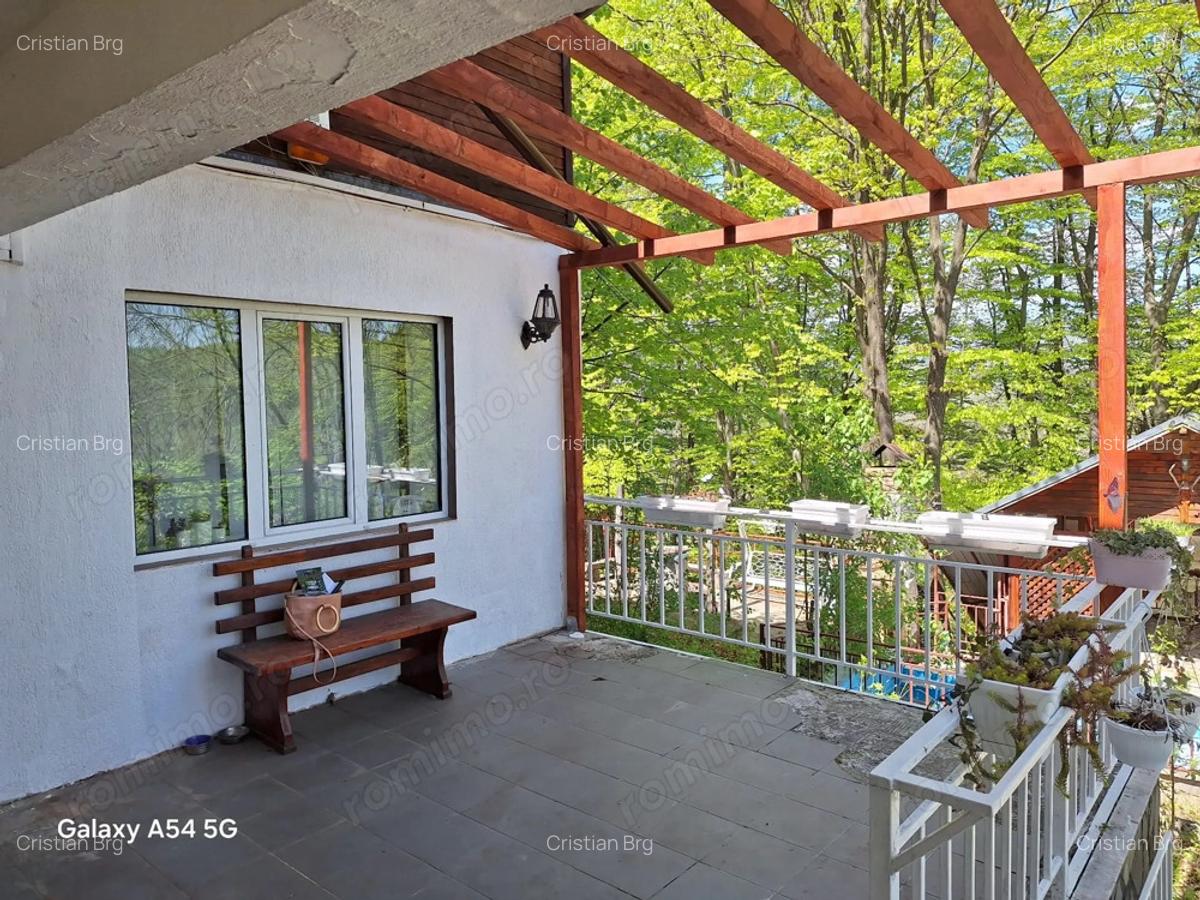 Proprietar, vand vila in localitatea Breaza - 2