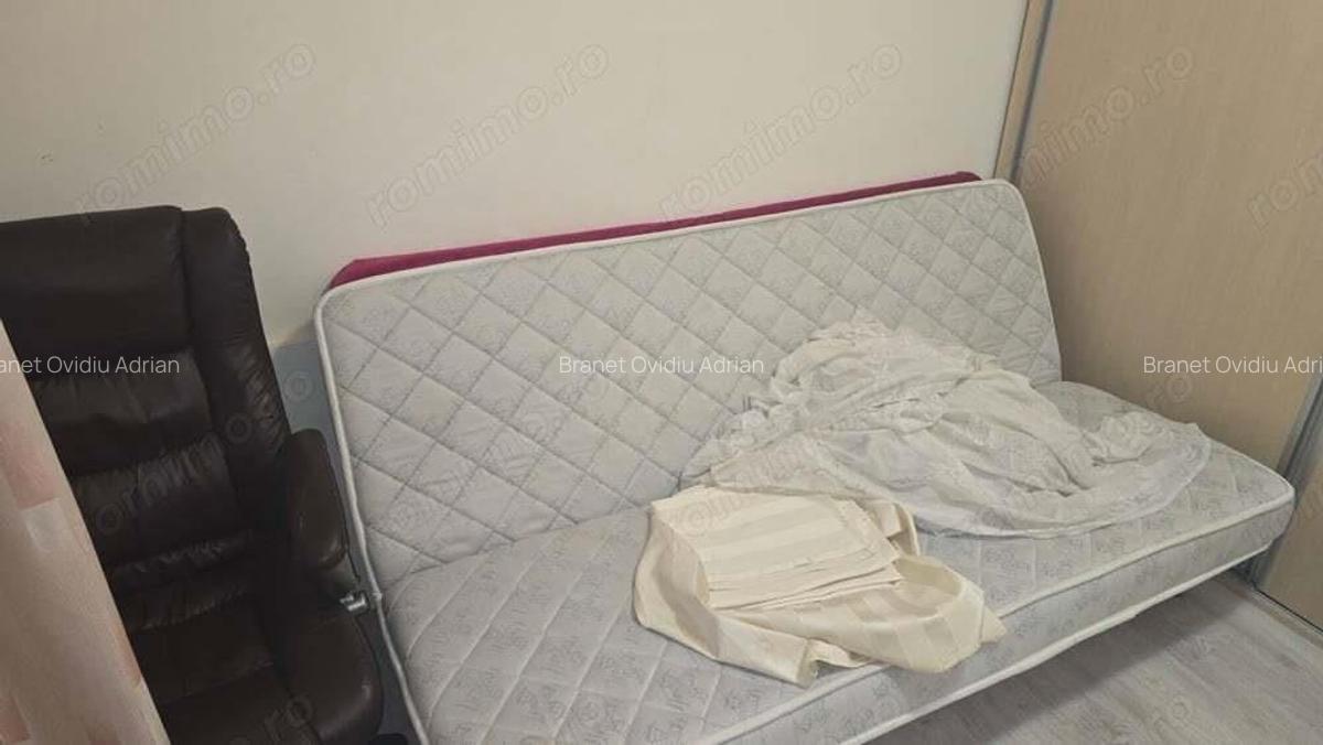 Inchiriez sau vand garsoniera in Deva, zona Dacia, etaj 2, situata pe mijloc, suprafata utila 22 mp, - 11