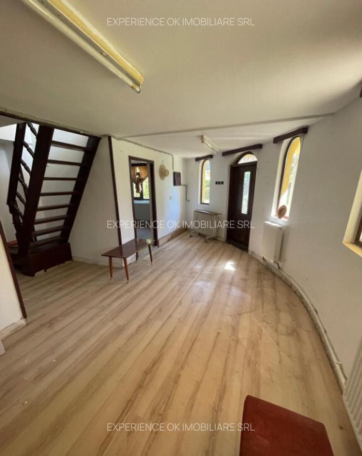 Casa 4 camere P+1E zona 3 Insule - 12