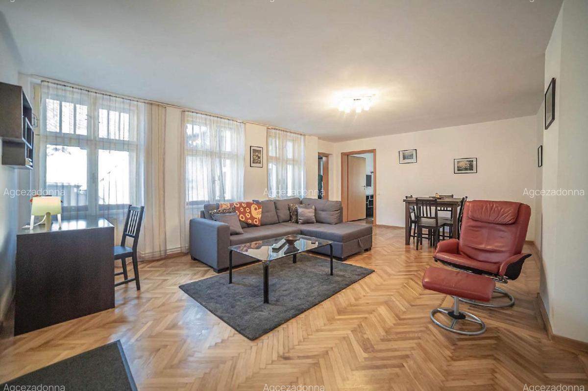 Apartament living, bucatarie si doua dormitoare, centru 139000euro - 4