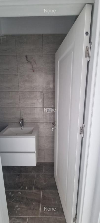 Apartament cu 3 camere semidecomandat în Militari - 11
