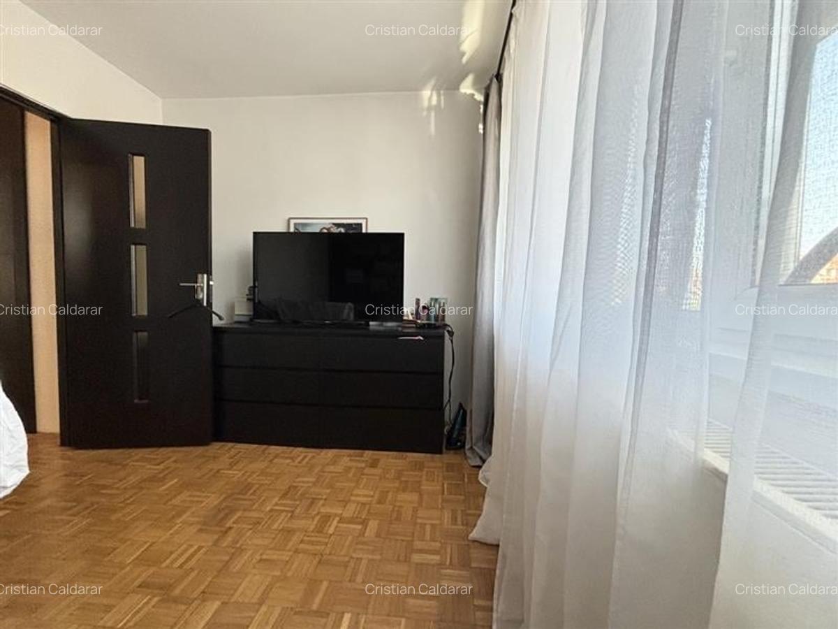 Apartament cu 2 camere semidecomandat în Spitalul Județean - 4