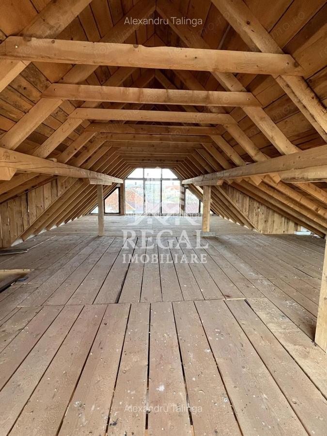 Casa spa?ioasa de vanzare in Ru?i pentru locuin?a sau investitie - 15