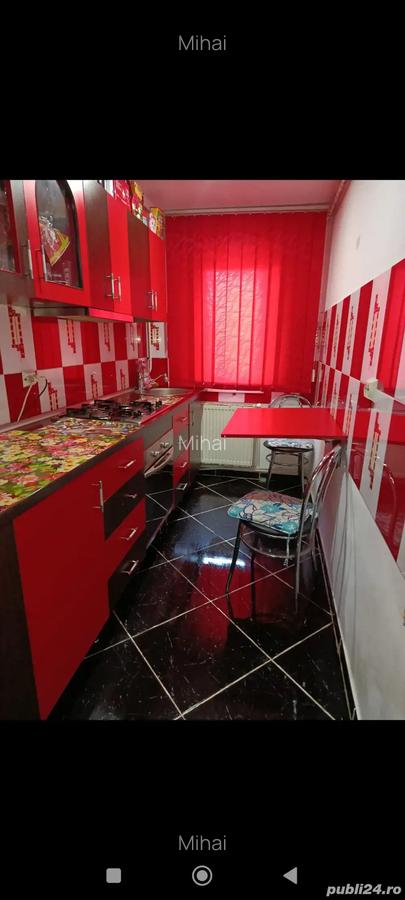 Vand Ap. 3 camere, Central Vaslui mobilat si utilat - 1