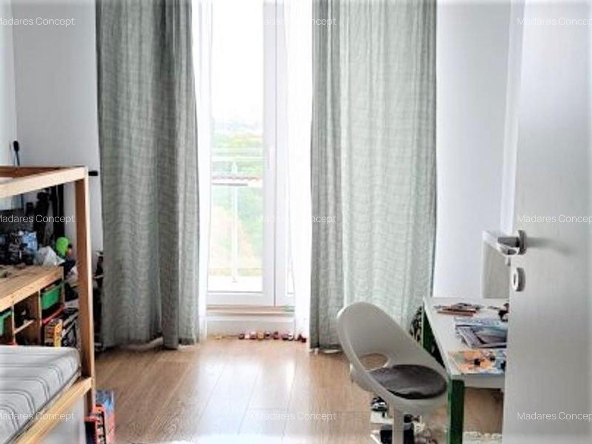 Apartament cu 3 camere decomandat în Aviației - 3