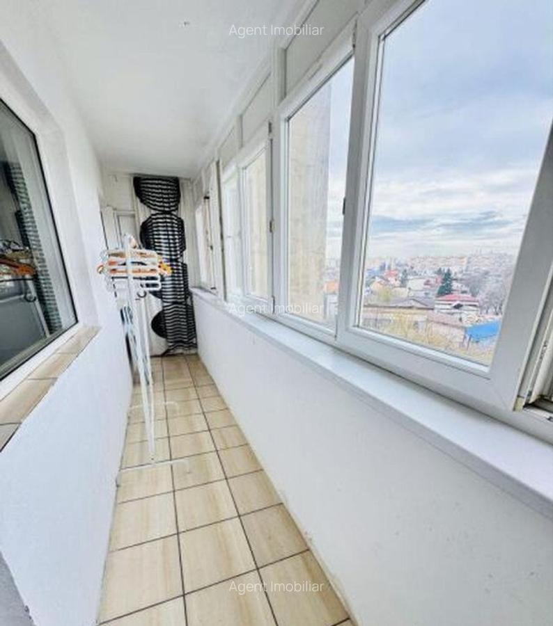 Piata sudului etaj 7 decomandat - 7