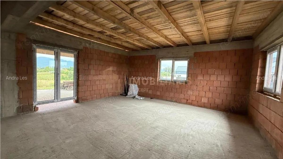 Casa pe un nivel la rosu, Mocira - 7