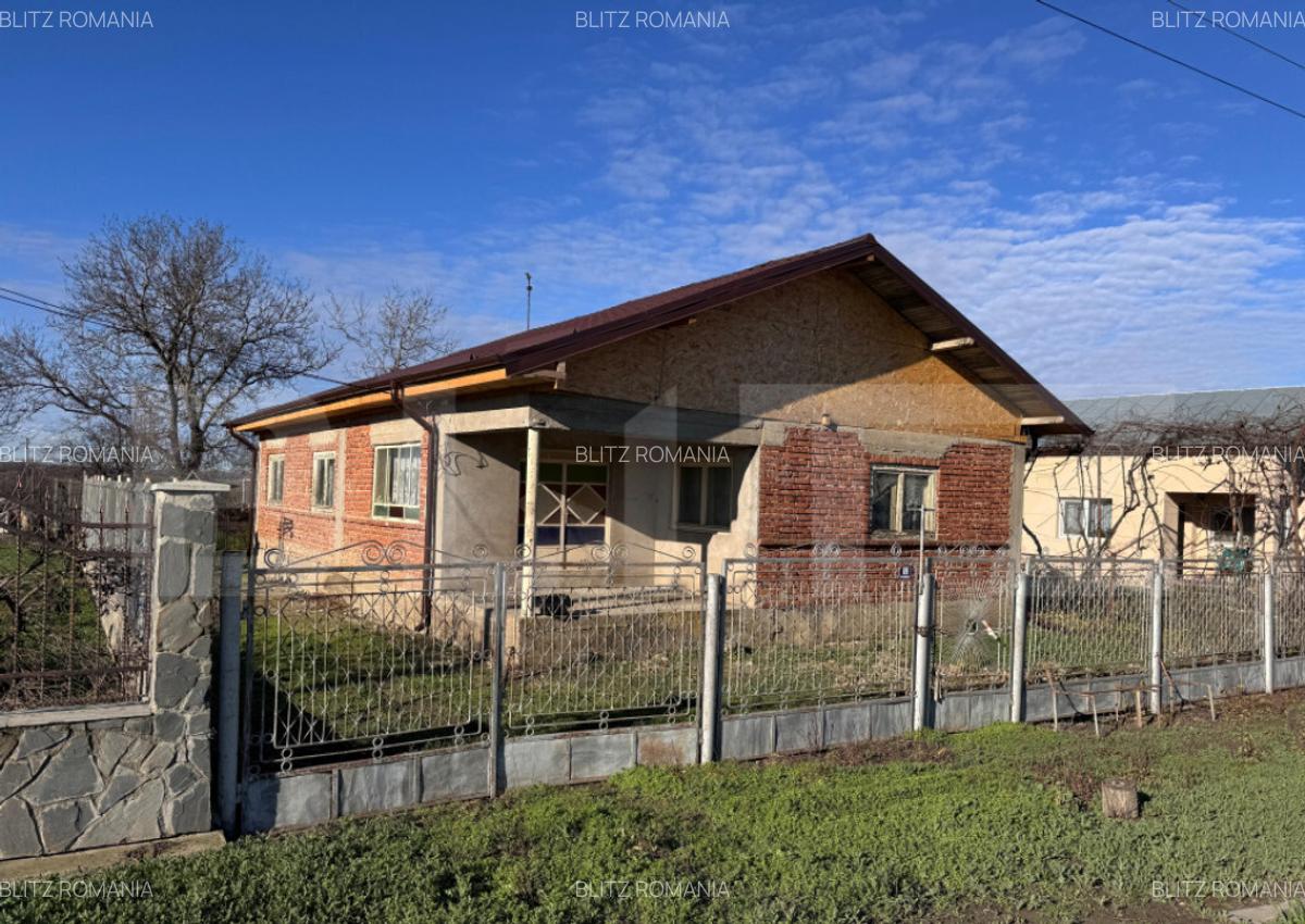 Casa spa?ioasa (120mp) la DN1A din caramida - 1