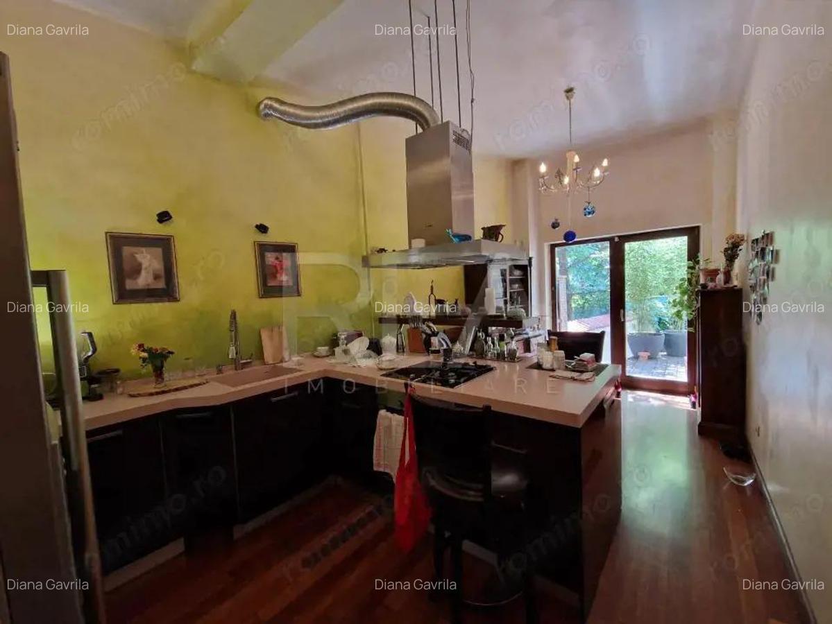 Apartament 190 mp, la parter - Bd Basarabia - 19