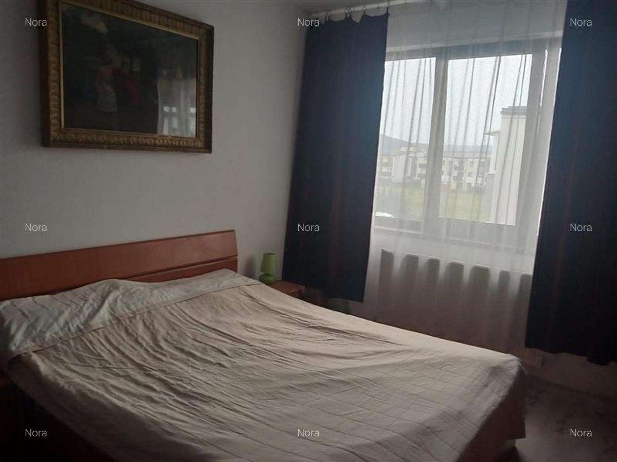 Inchiriere apartament 3 camere Terra in bloc mic - 7
