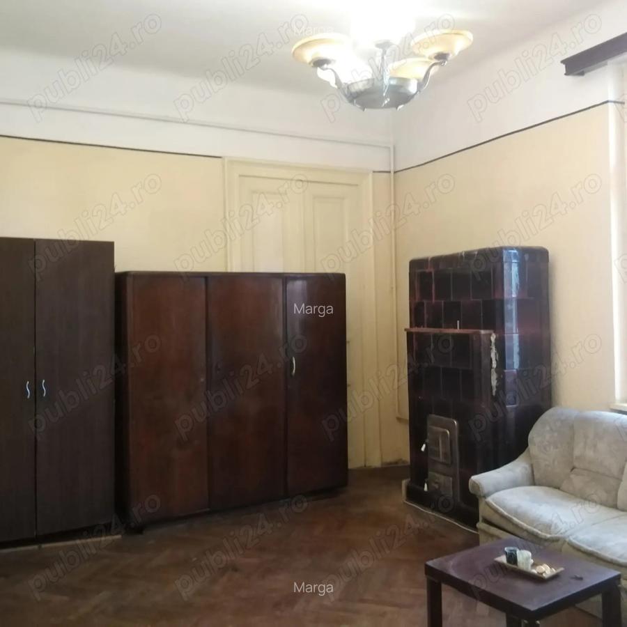 Proprietar inchiriez apartament 4 camere in casa - 4