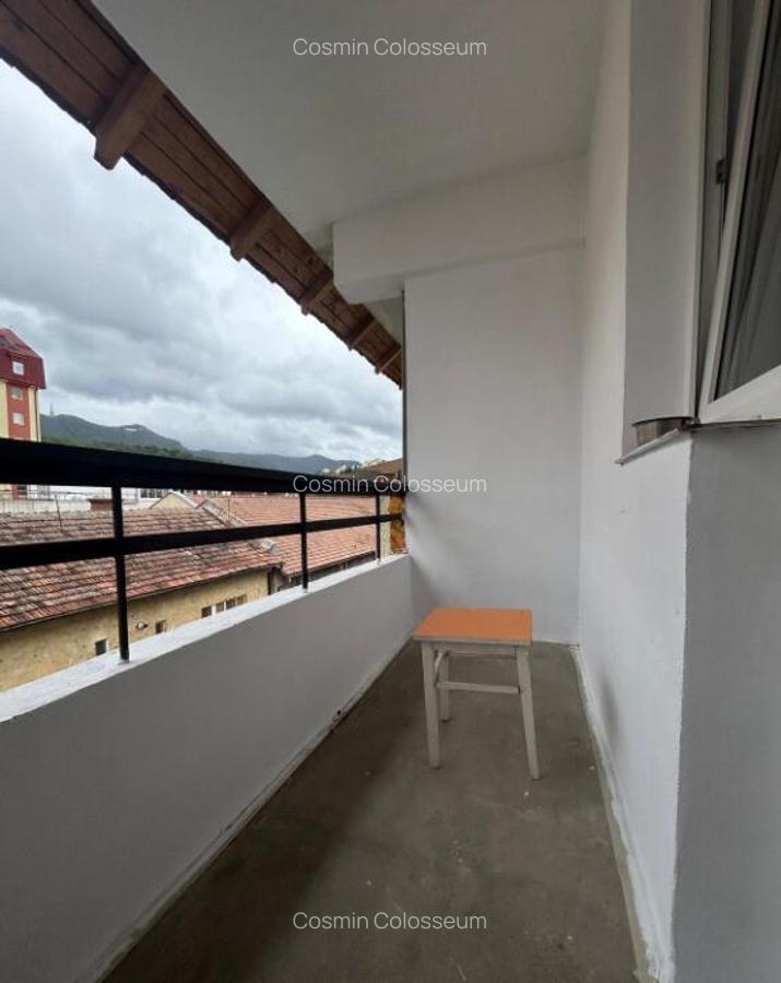 Brasovul Vechi - Apartament decomandat, 2 camere, spatios, insorit! - 8