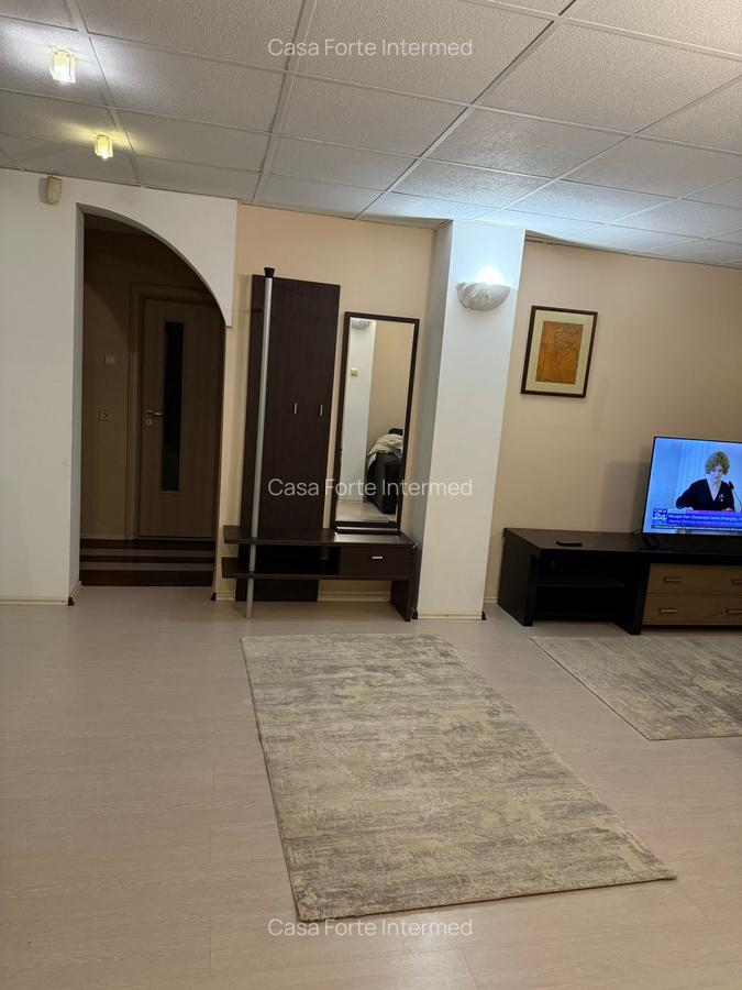 Apartament 3 camere de închiriat – Faleză Nord, Constanța 550 euro - 3