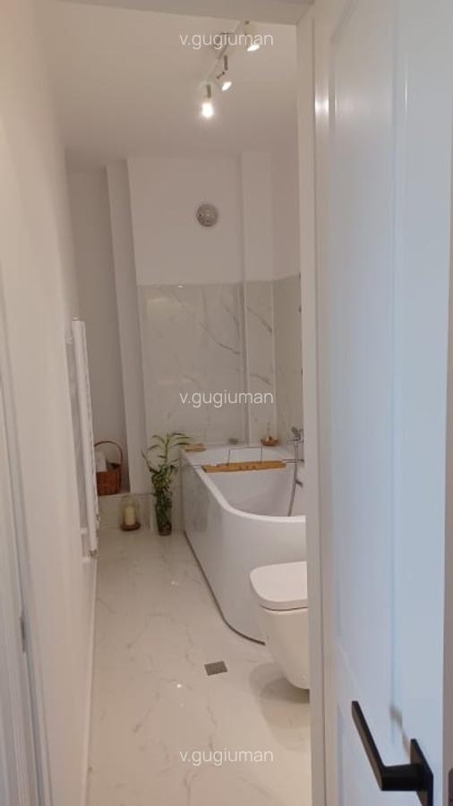 Penthouse 4 camere ultracentral, 125 mp, balcon panoramic, vedere Casa Poporului - 11 Penthouse 4 camere ultracentral, 125 mp, balcon panoramic, vedere Casa Poporului - 11