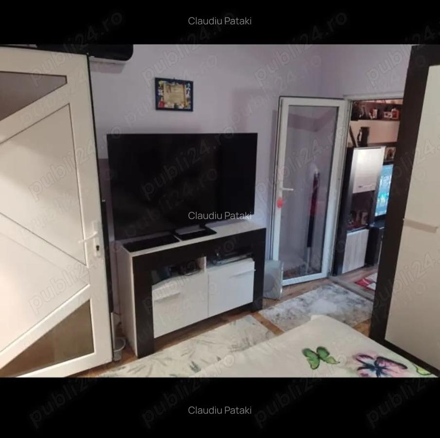 Vand apartament 3camere Boul Ro?u Arad - 4
