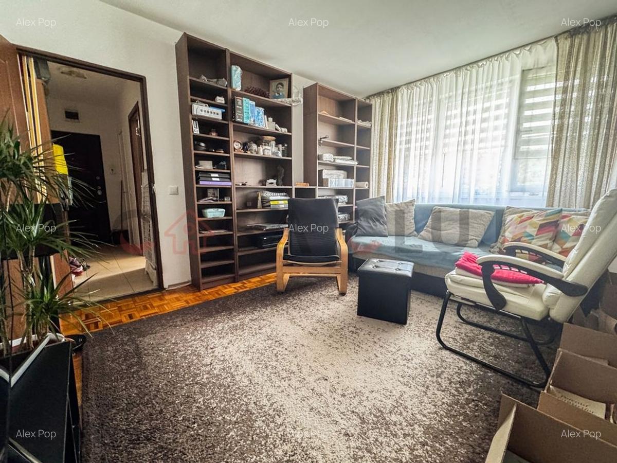 Spațios, cu balcon - Grigorescu - zona Liceului Onisifor Ghibu - 1