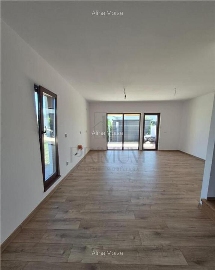 Duplex finalizat - bine compartimentat - toate utilitatile - - 5