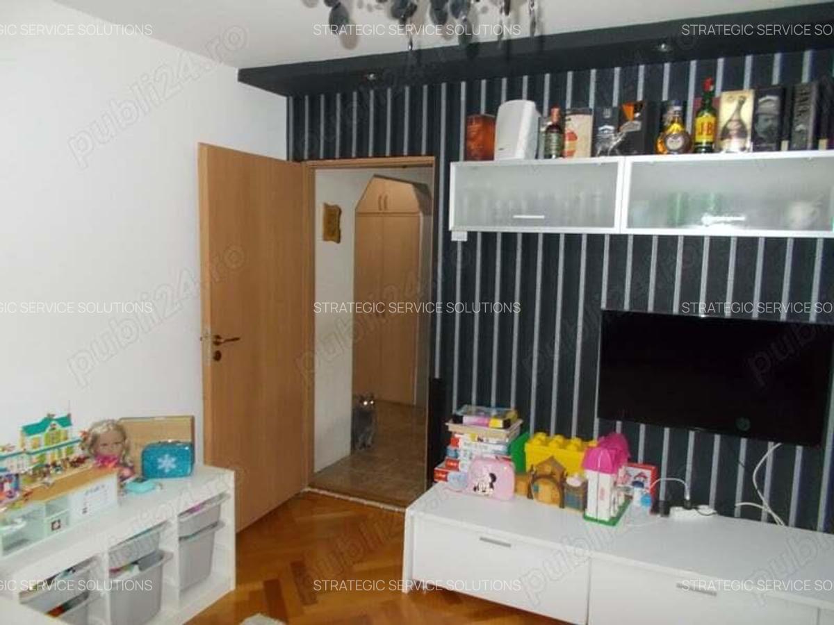 Apartament 3 camere decomandat, Timisoara, zona C. Martirilor, et. 4 acoperis, mobilat, utilat - 4