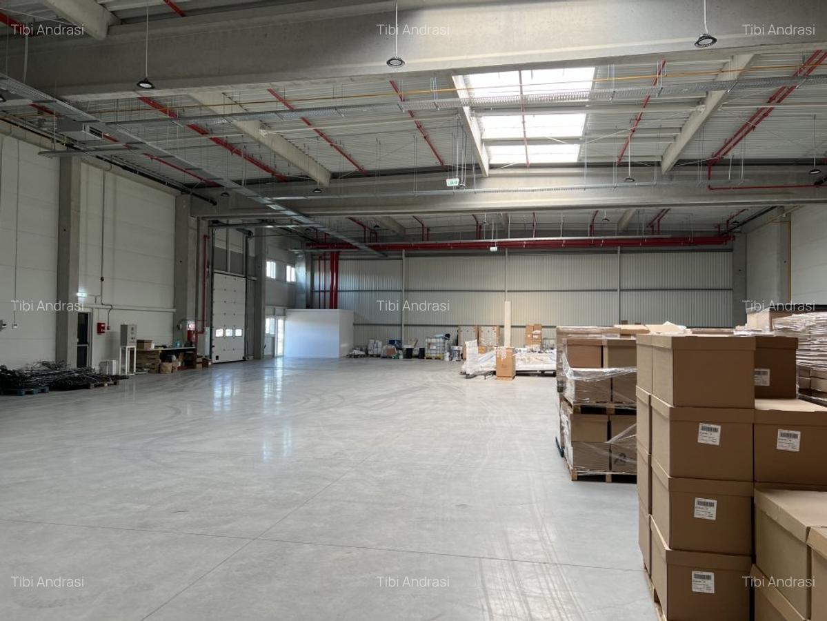 Spațiu industrial, 930 mp în Exterior Est - 2