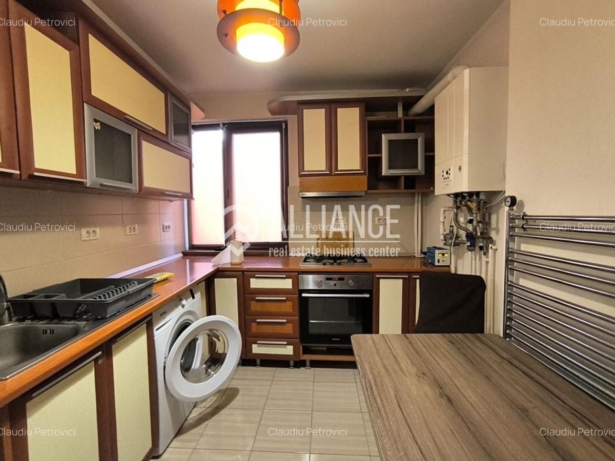 CENTRU COLONADELOR(cod03) - 2 Camere luminoase ! - 8