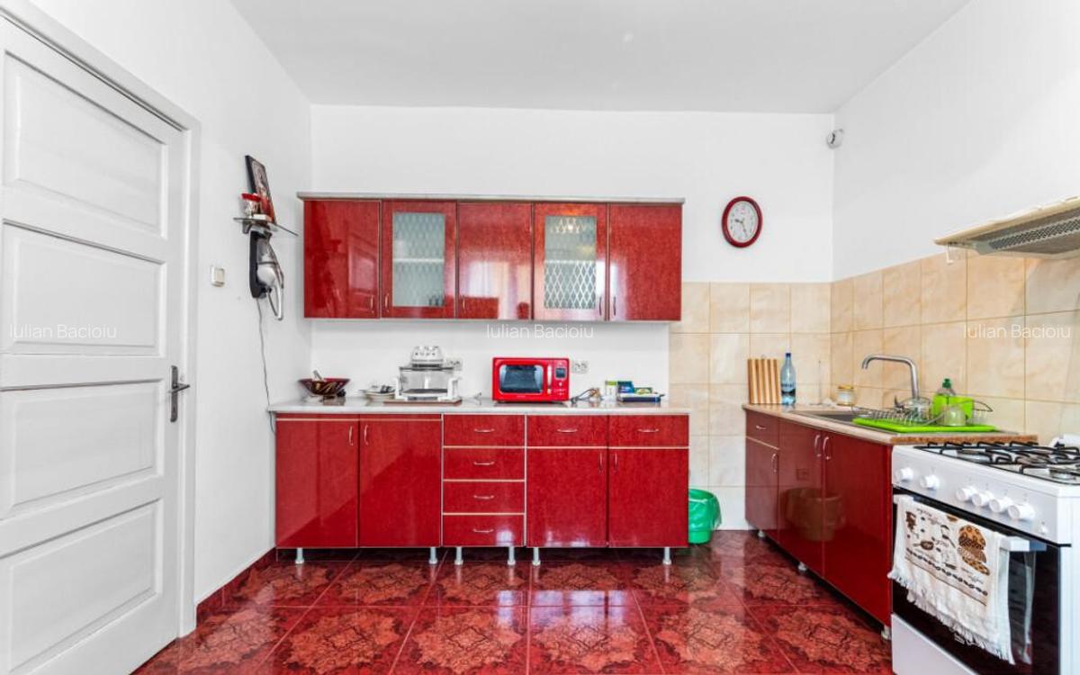 Vila tip bloc 12 camere, 2 garaje 2 boxe zona Tomis 1 Flam - 15