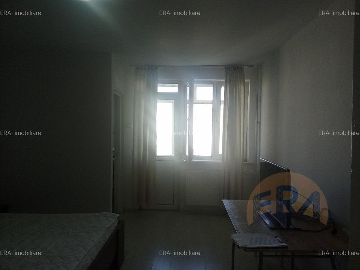 Garsonieră decomandată, mobilată în Rogerius - 2