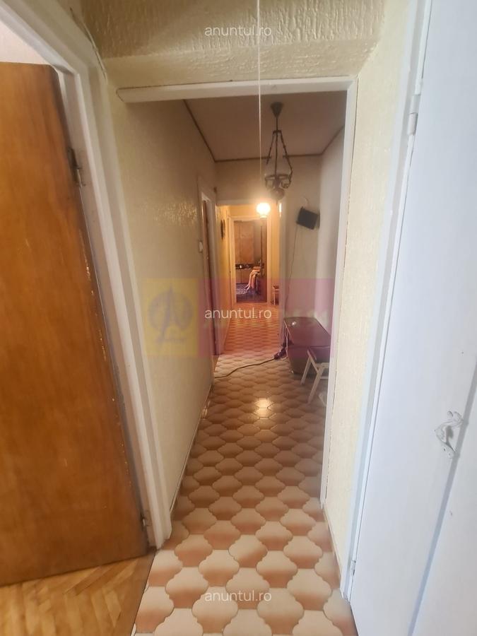 Apartament cu 3 camere de vanzare in Sinaia - 13