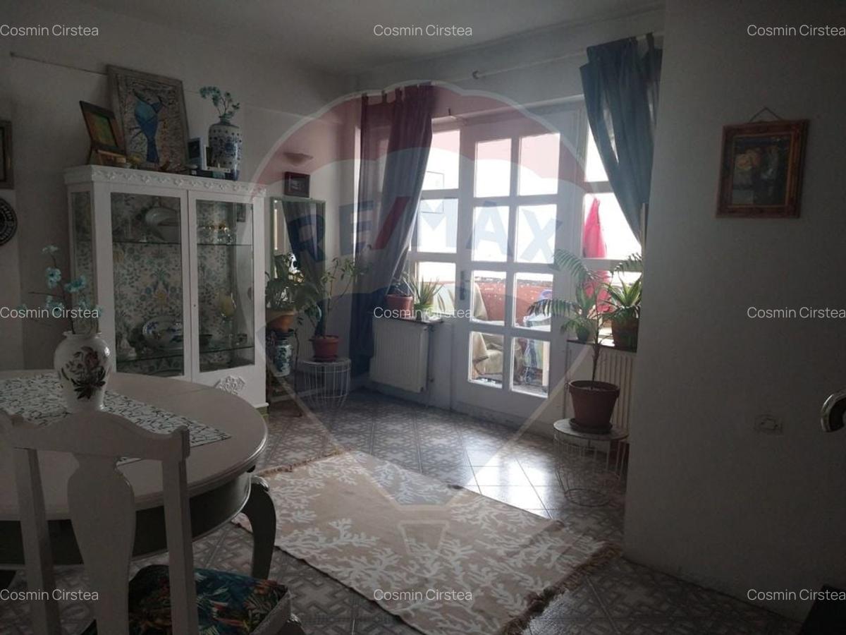 DE VANZARE Casa / Vila cu 6 camere in Popesti-Leordeni - 40