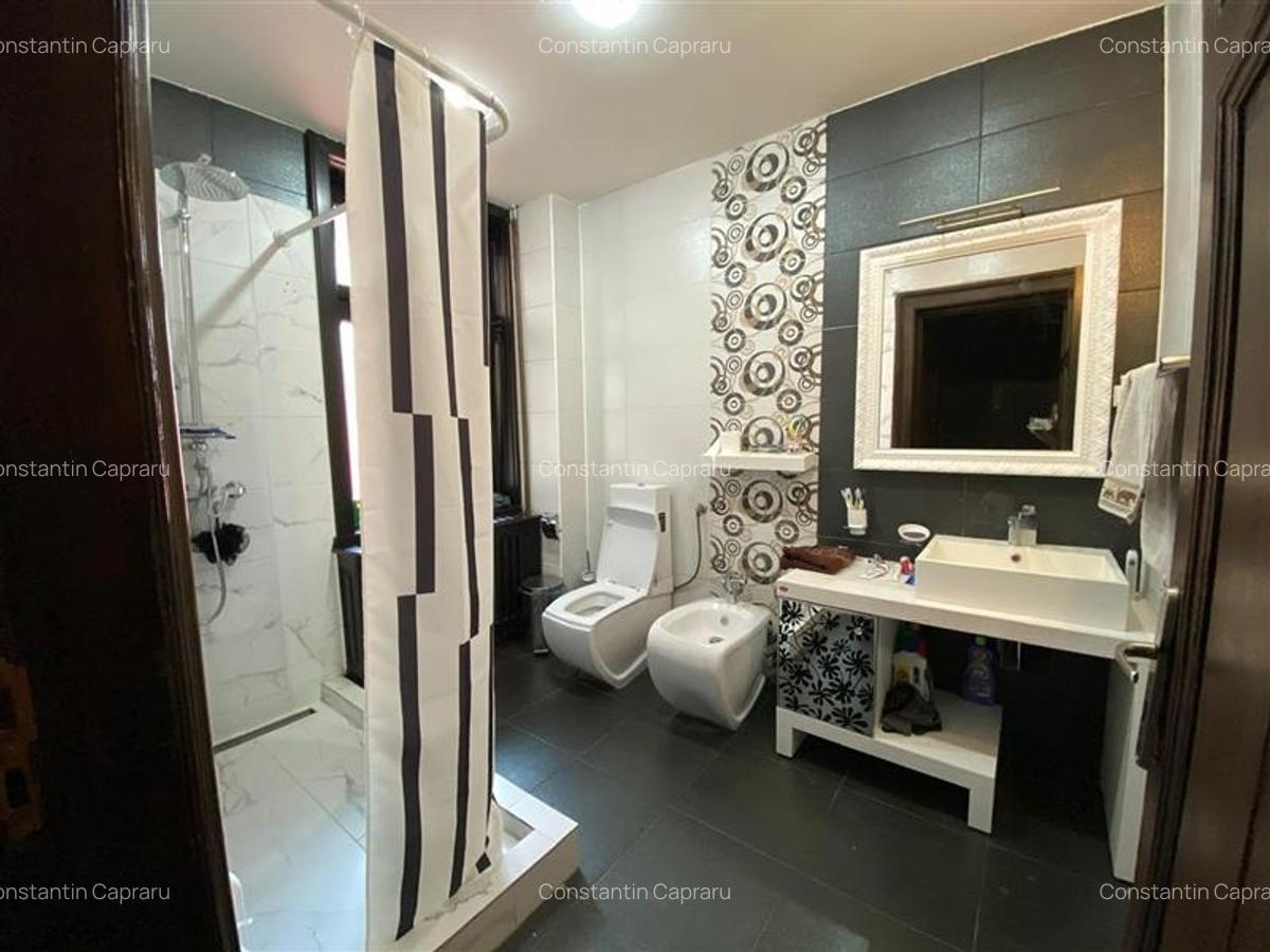 Vila brancoveneasca pretabila: birouri, clinica, ceainarie - 16