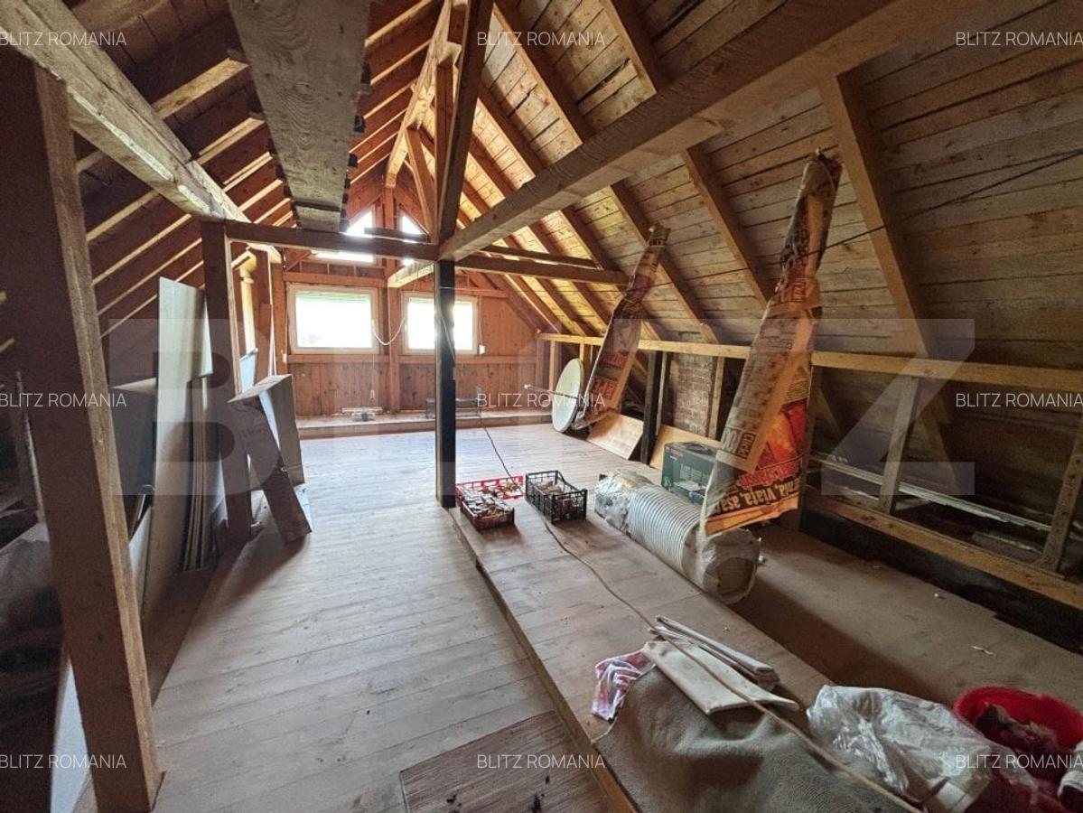 Vila de vanzare, cu 4 camere, 320 mp, zona Șuvita - 9