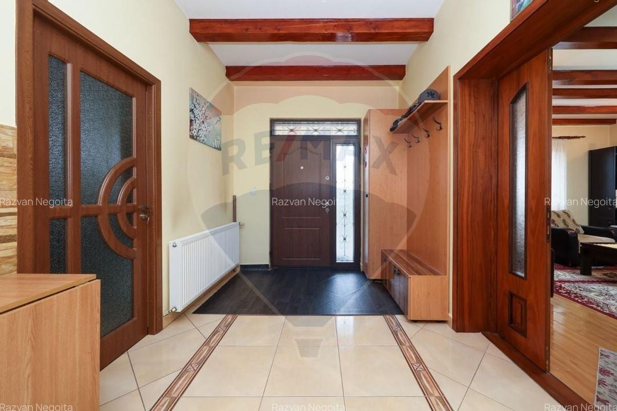 Casa 4 camere, mobilata si utilata, 2 389 m2. teren, Sanpetru! - 36