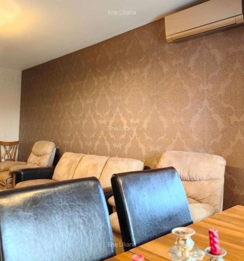 Apartament de vânzare - 4 camere, Strada Tecuci, Bloc Vega - 4