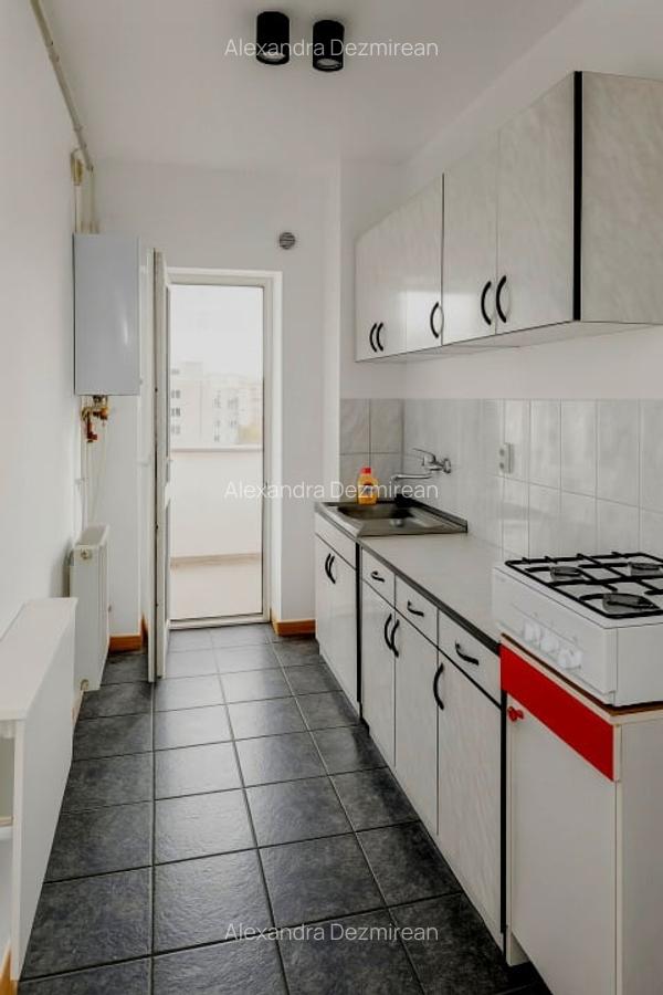 Apartament de 1 camera, decomandat, disponibil imediat, zona Piata Cipariu - 1