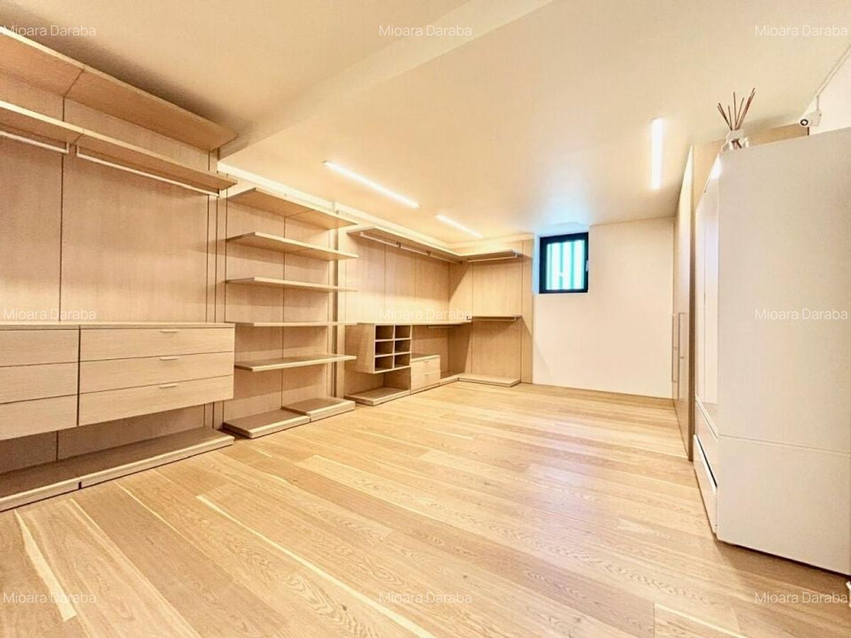 Villa with modern architecture, heated pool, 1000sqm yard, Iancu Nicolae area - 18